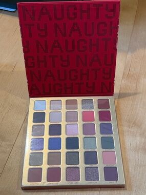 BH Cosmetics Naughty Eyeshadow Palette - Multi Pink & Purple Shades